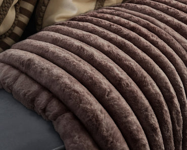 Rib Rabbit Fur Plaid Taupe/Gijs 150 x 200 - Bedworld B.V.