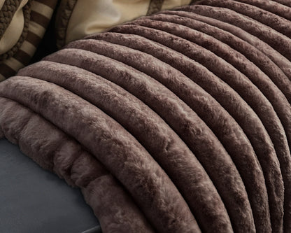 Rib Rabbit Fur Plaid Taupe/Gijs 150 x 200 - Bedworld B.V.