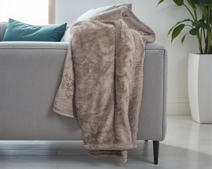 Teddy plaid Diep Taupe 150 x 200 - Bedworld B.V.