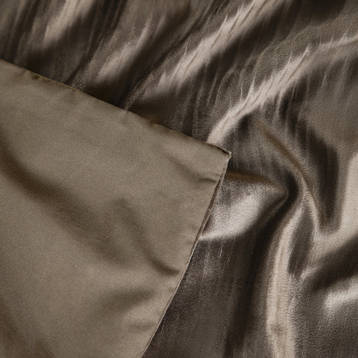 Velvet Cartier Taupe - Dekbedovertrek - Bedworld B.V.