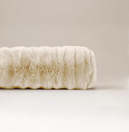 Bodypillow Pompom Beige 140 x 20 - Bedworld B.V.