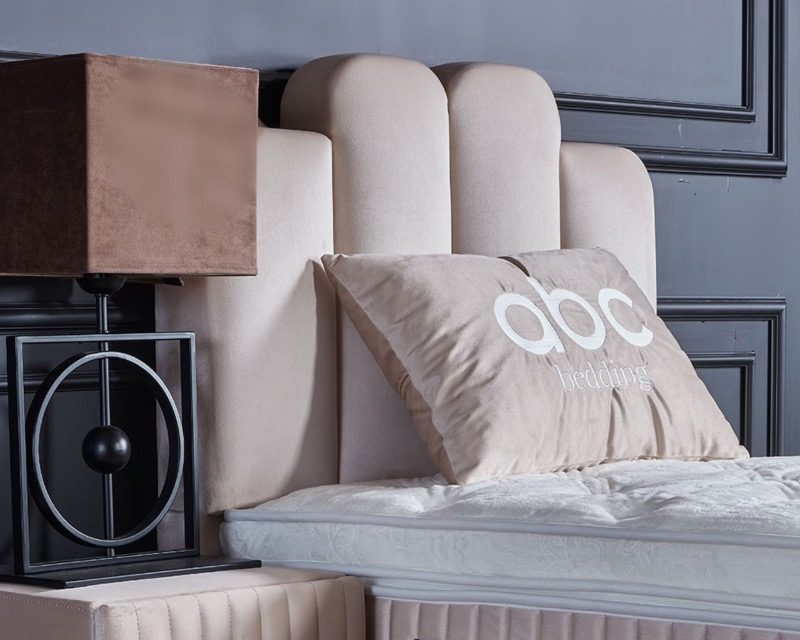 Opberg Boxspring Jazzlyn 90x200 licht beige - Bedworld B.V.