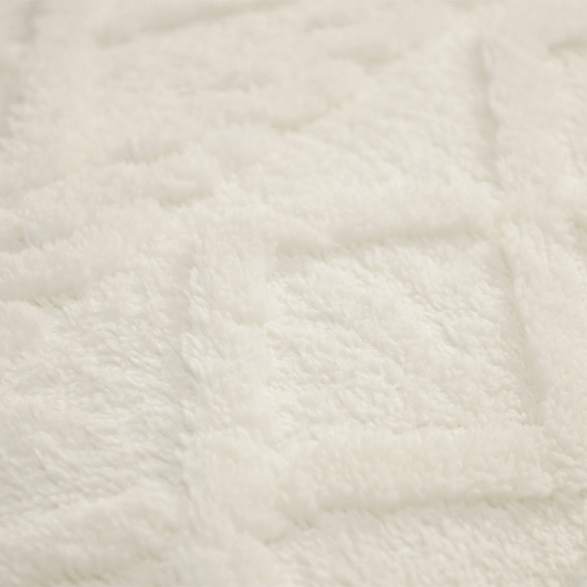 Dekbedovertrekset Jacquard Teddy Whisper White - Bedworld B.V.