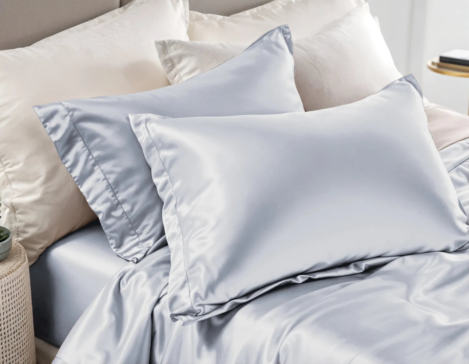 Glossy Wit Kussensloop 2pack - Bedworld B.V.