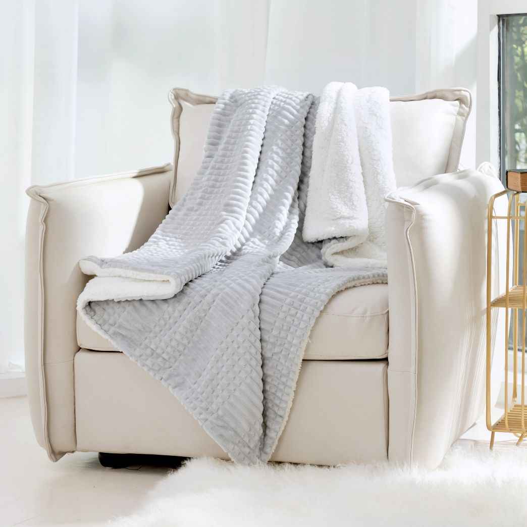 Ridgeline Sherpa Fleece Deken - Lichtgrijs