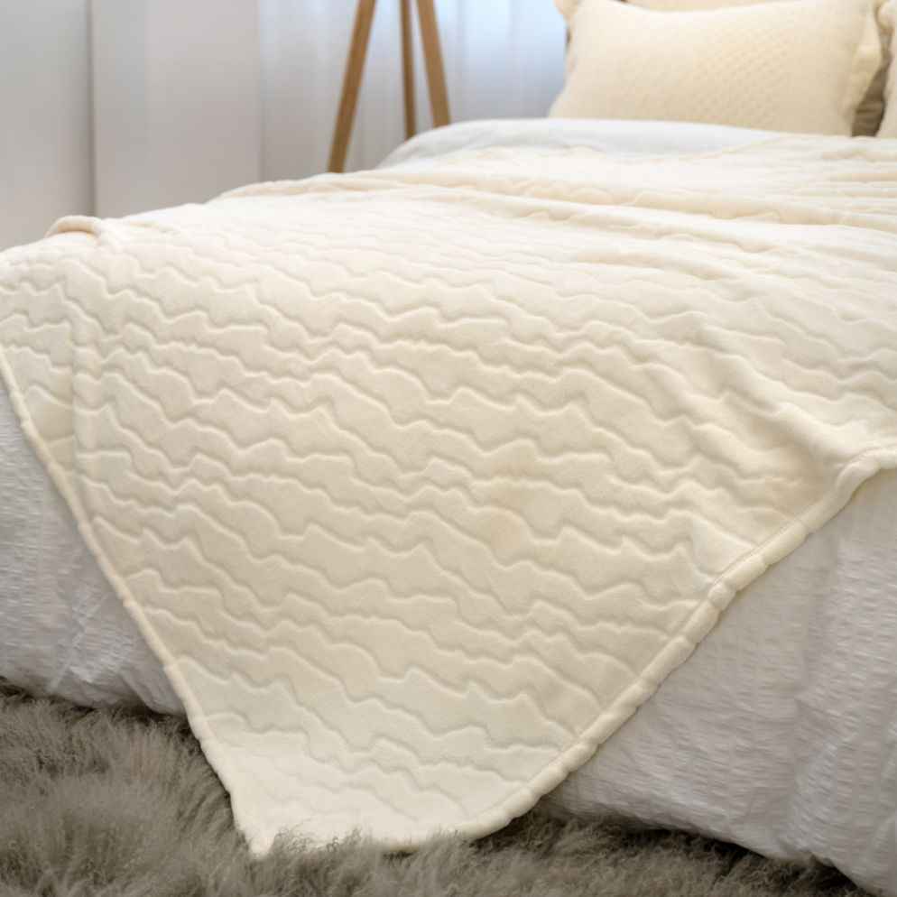 Cozy Bliss Luxury Milky Pluche Plaid - Crème