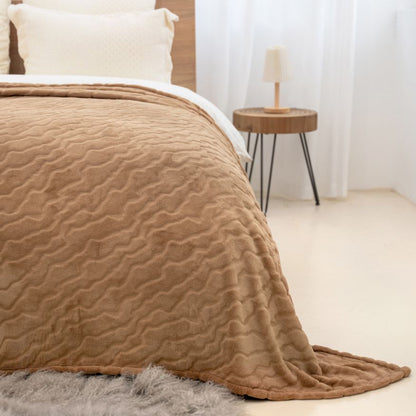 Cozy Bliss Luxury Milky Pluche Plaid - Lichtbruin - Bedworld B.V.